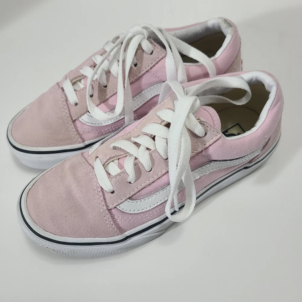 Vans Pink and White LIds Size 2.5 Kids‎